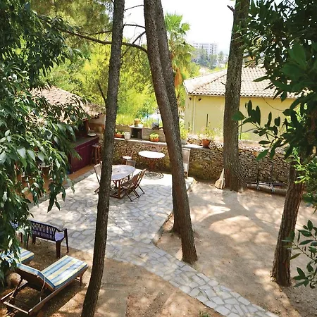 Two-bedroom In 公寓