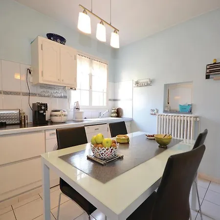 公寓 Two-bedroom In *